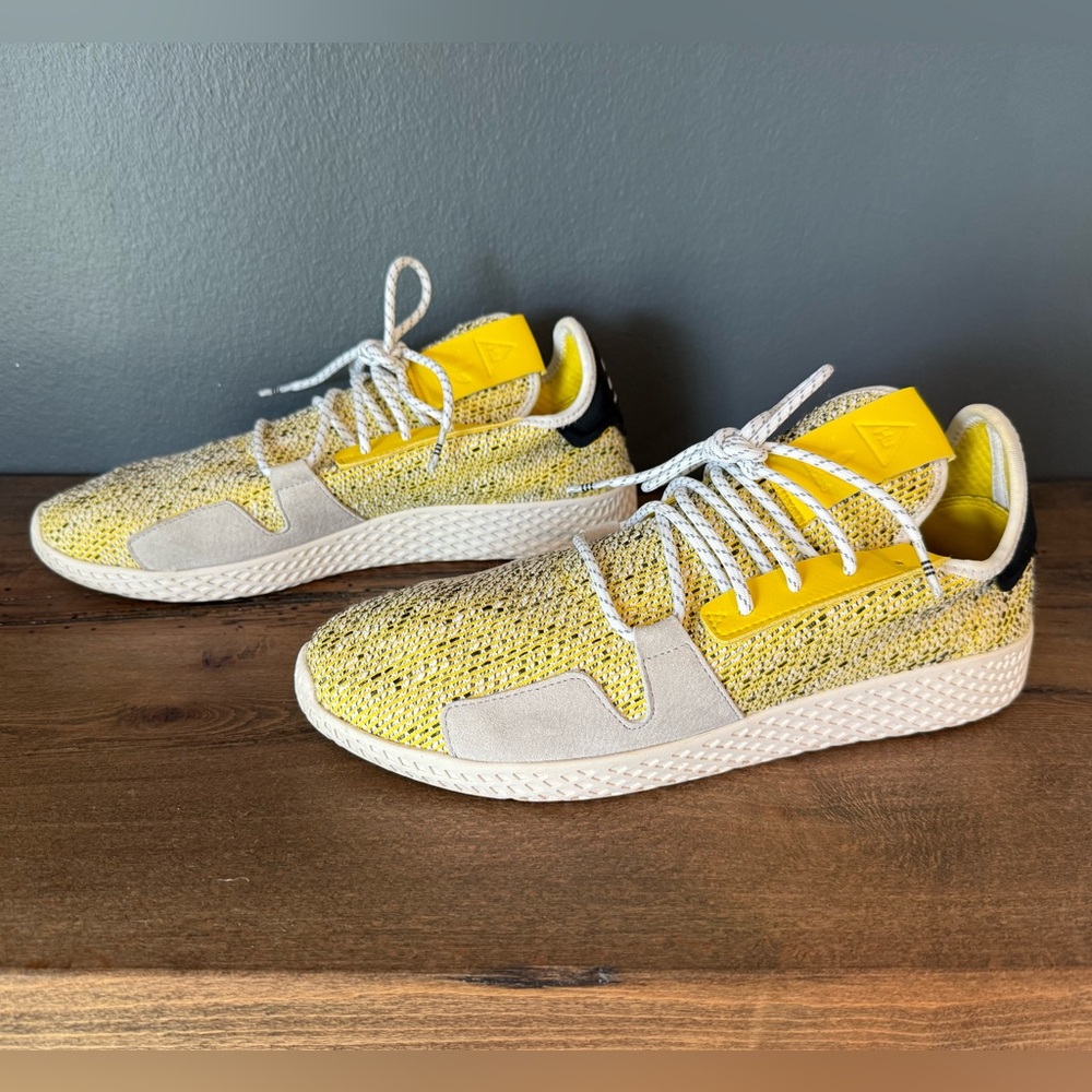 NWOB Pharrell x Tennis Hu V2 'Yellow'